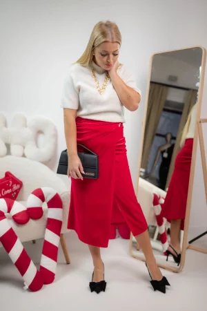 Inari red skirt