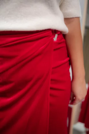 Falda Inari roja